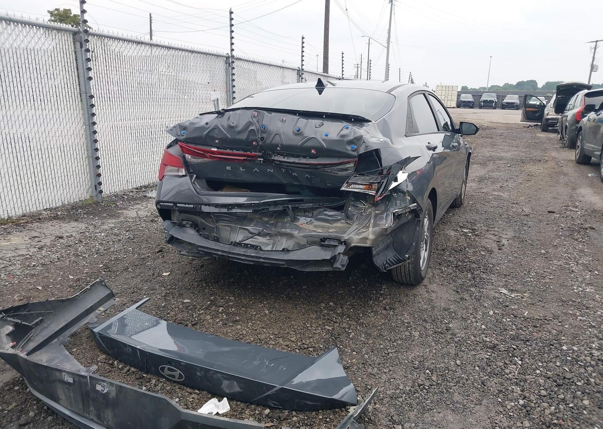 2024 HYUNDAI ELANTRA ESSENTIAL