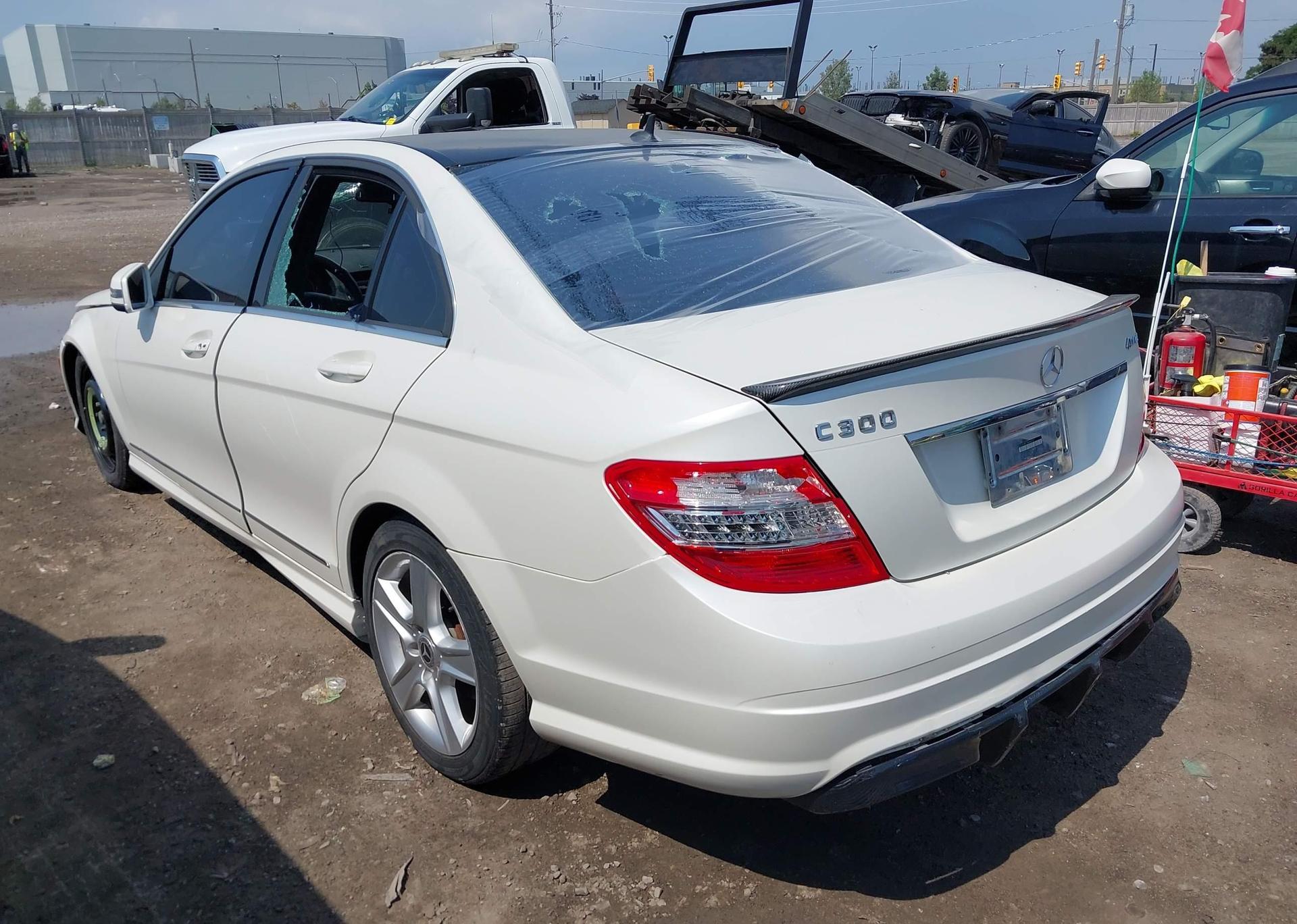 2011 MERCEDES-BENZ C 300 4MATIC