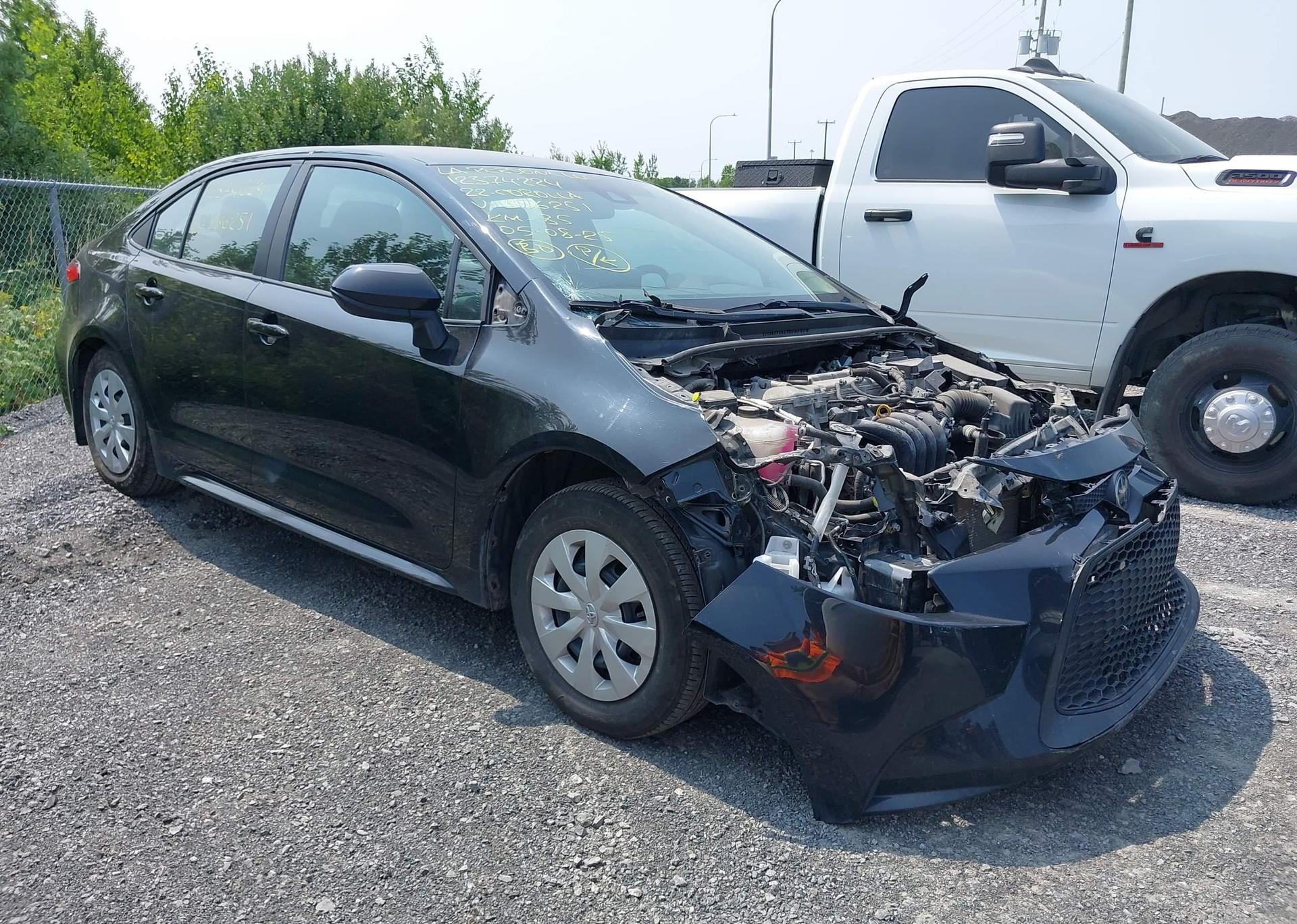 2022 TOYOTA COROLLA LE