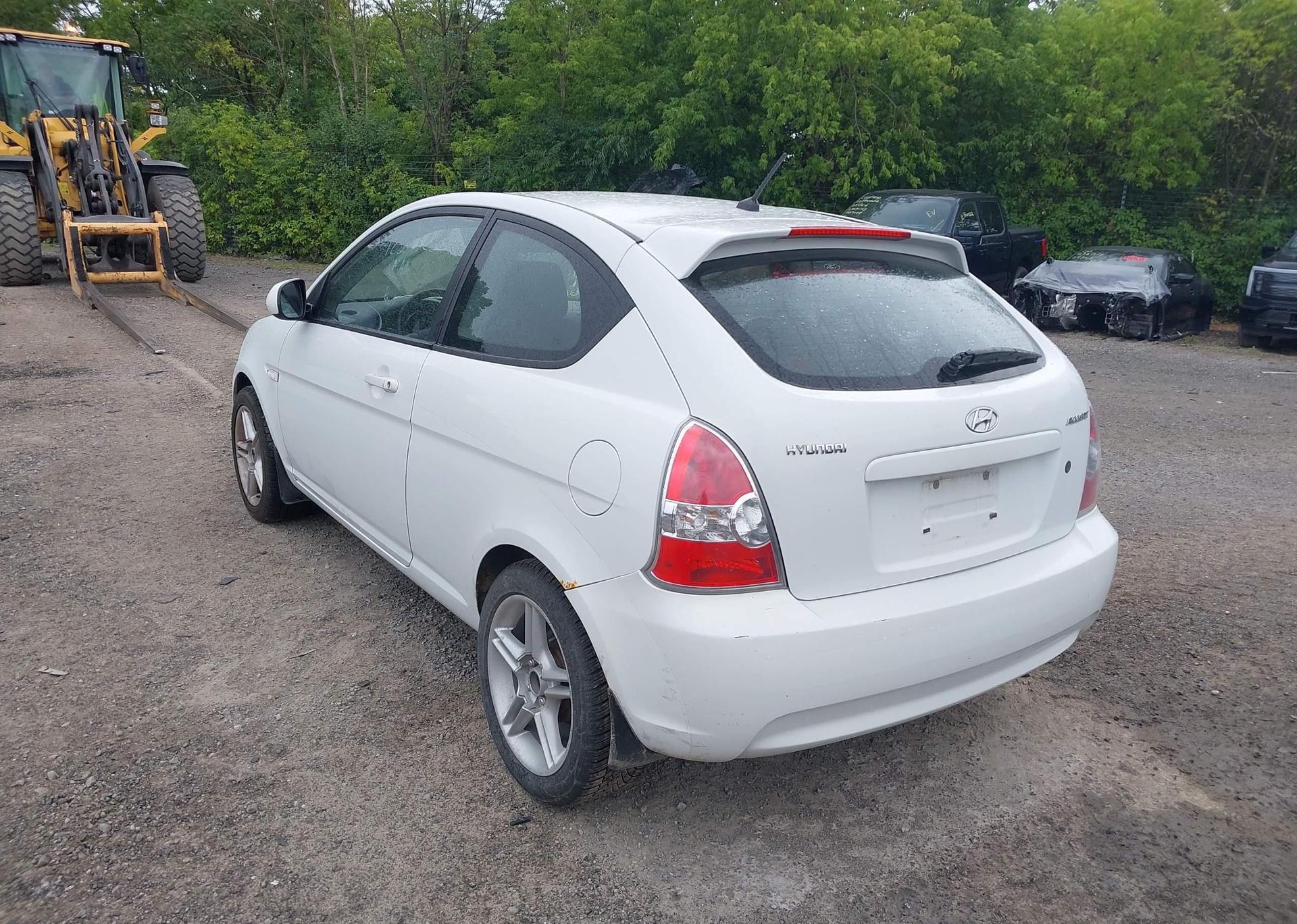 2010 HYUNDAI ACCENT SE