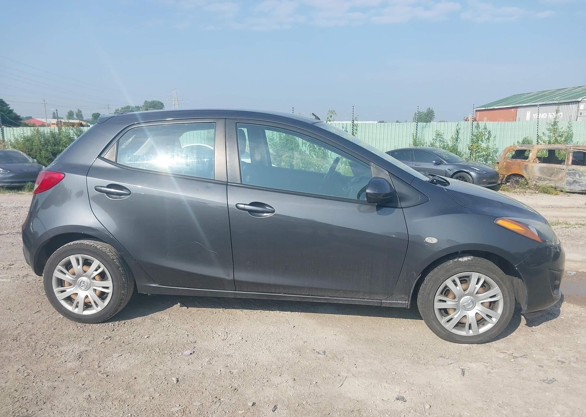 2014 MAZDA MAZDA2 SPORT