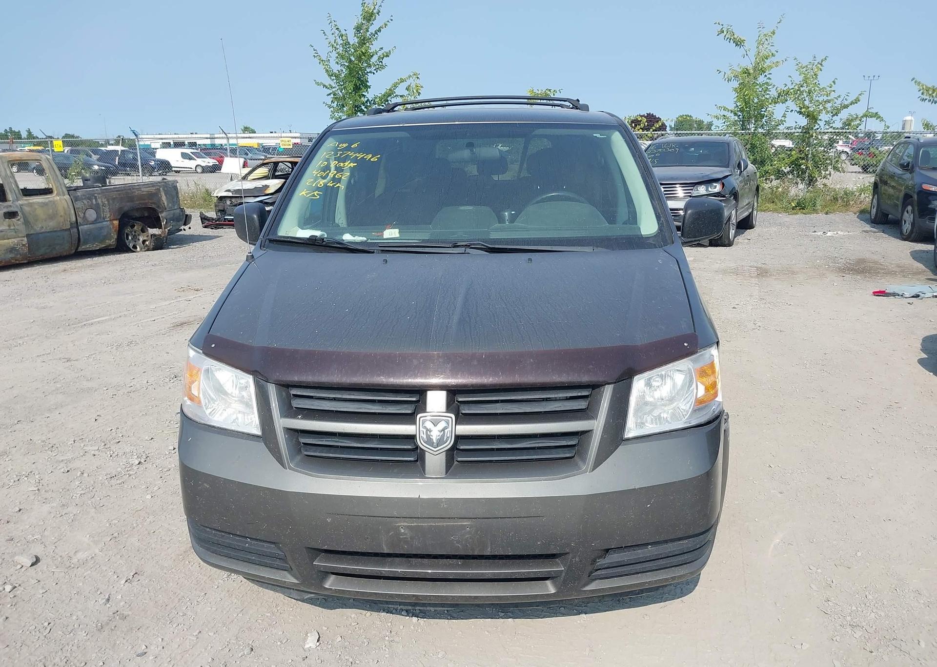 2010 DODGE GRAND CARAVAN SE