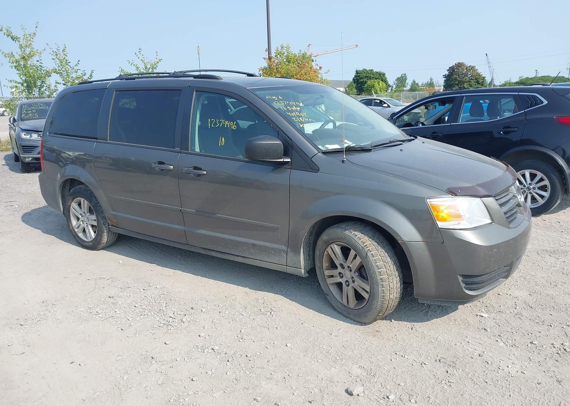 2010 DODGE GRAND CARAVAN SE