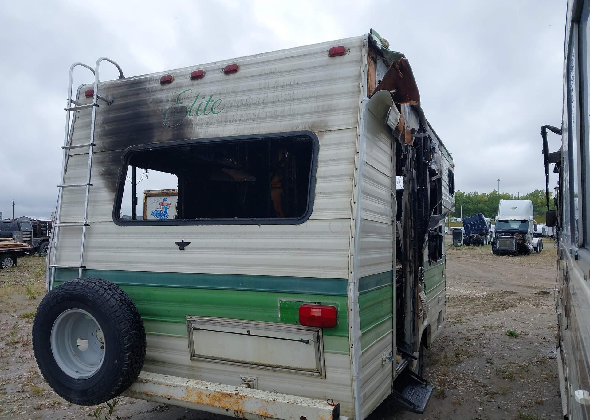 1984 GMC CUTAWAY VAN G3500