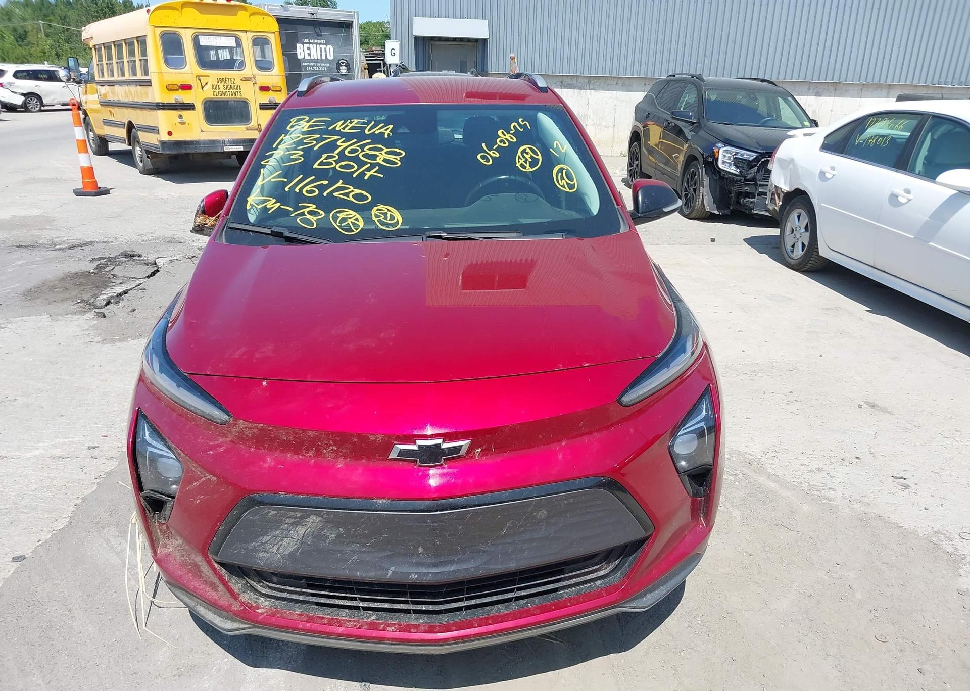 2023 CHEVROLET BOLT EUV LT