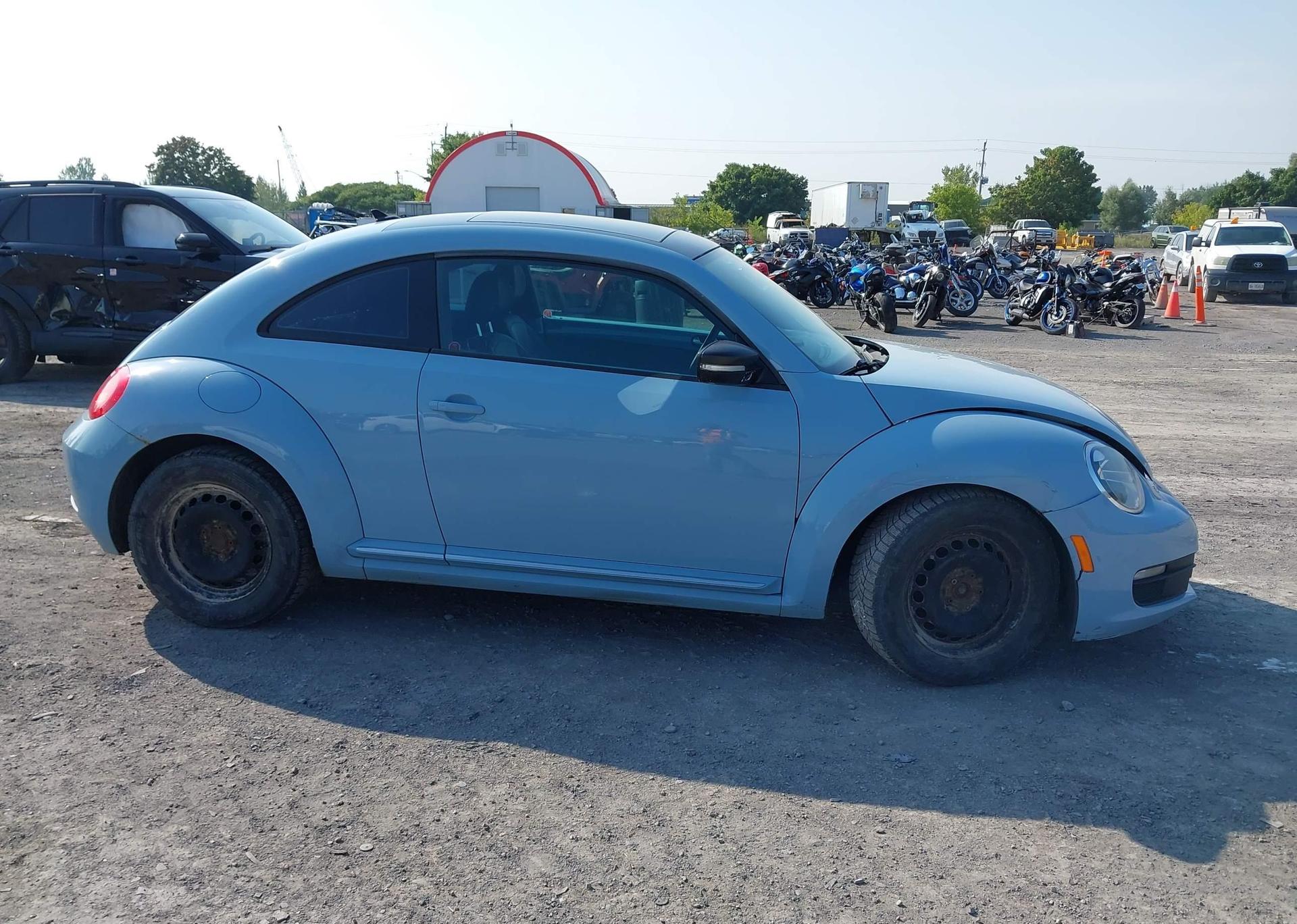 2012 VOLKSWAGEN BEETLE
