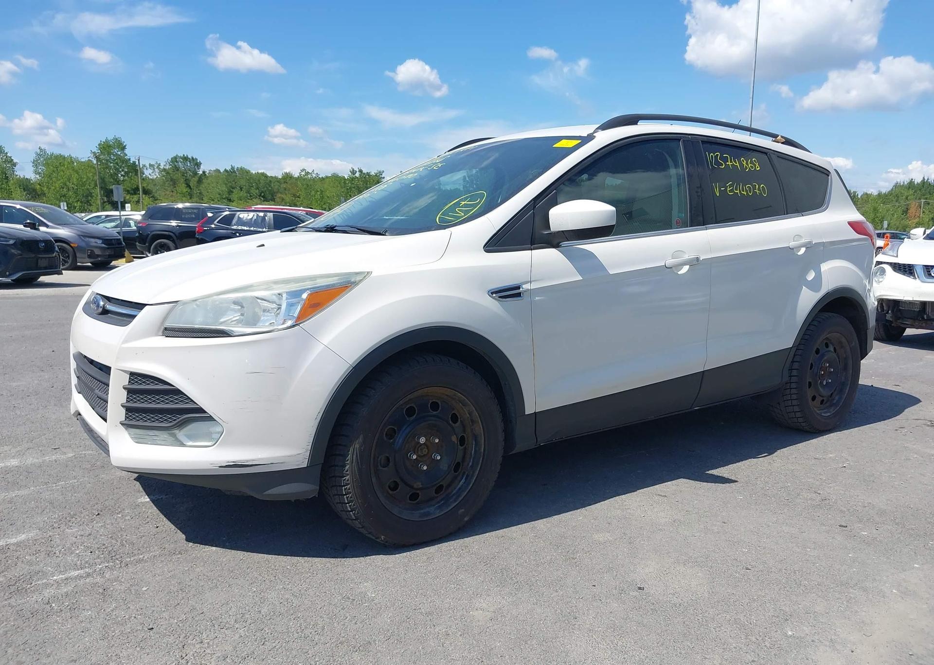 2014 FORD ESCAPE SE