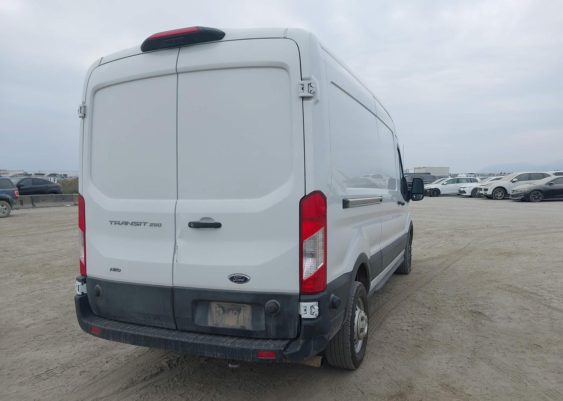 2024 FORD transit t-250