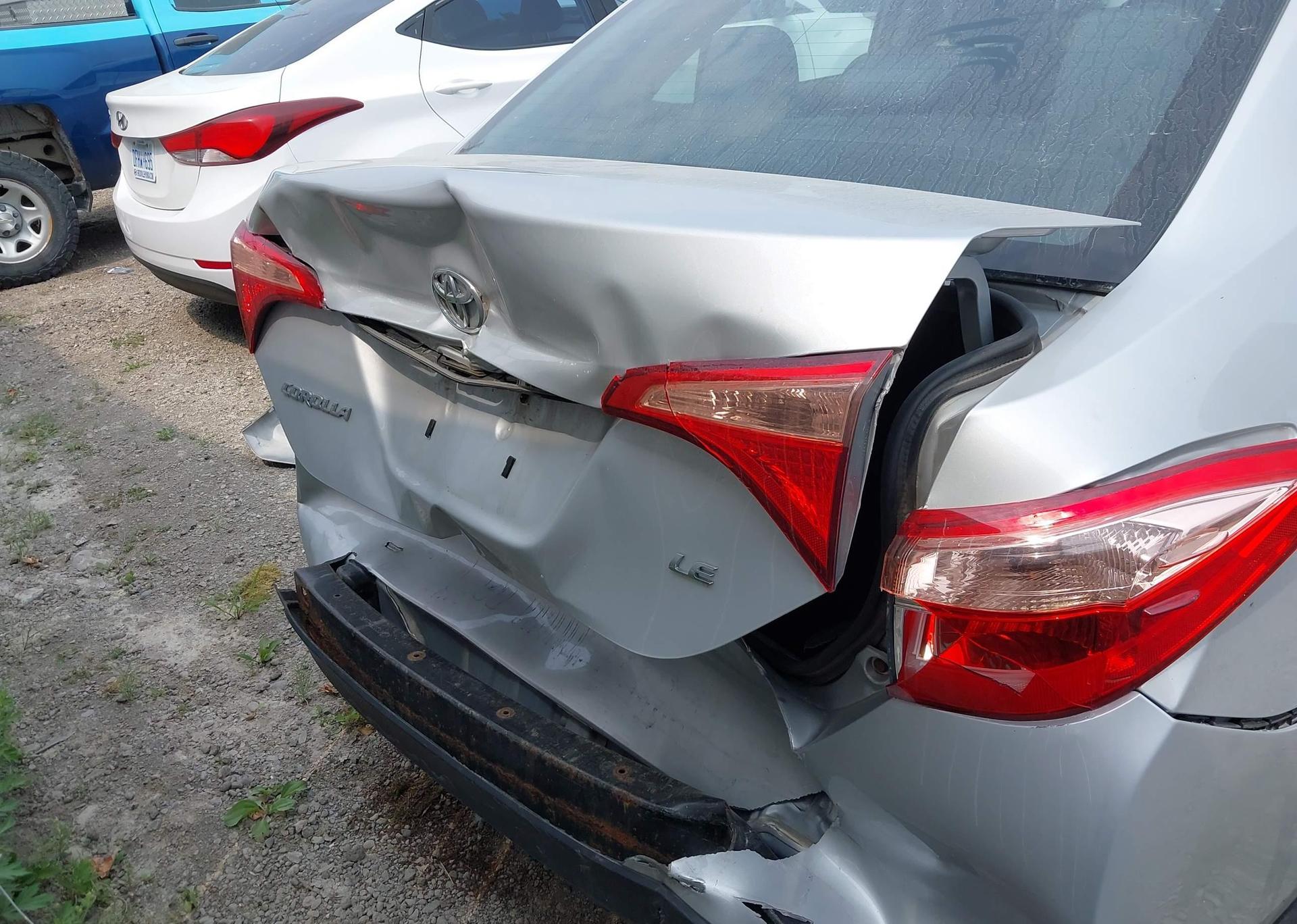 2019 TOYOTA COROLLA LE