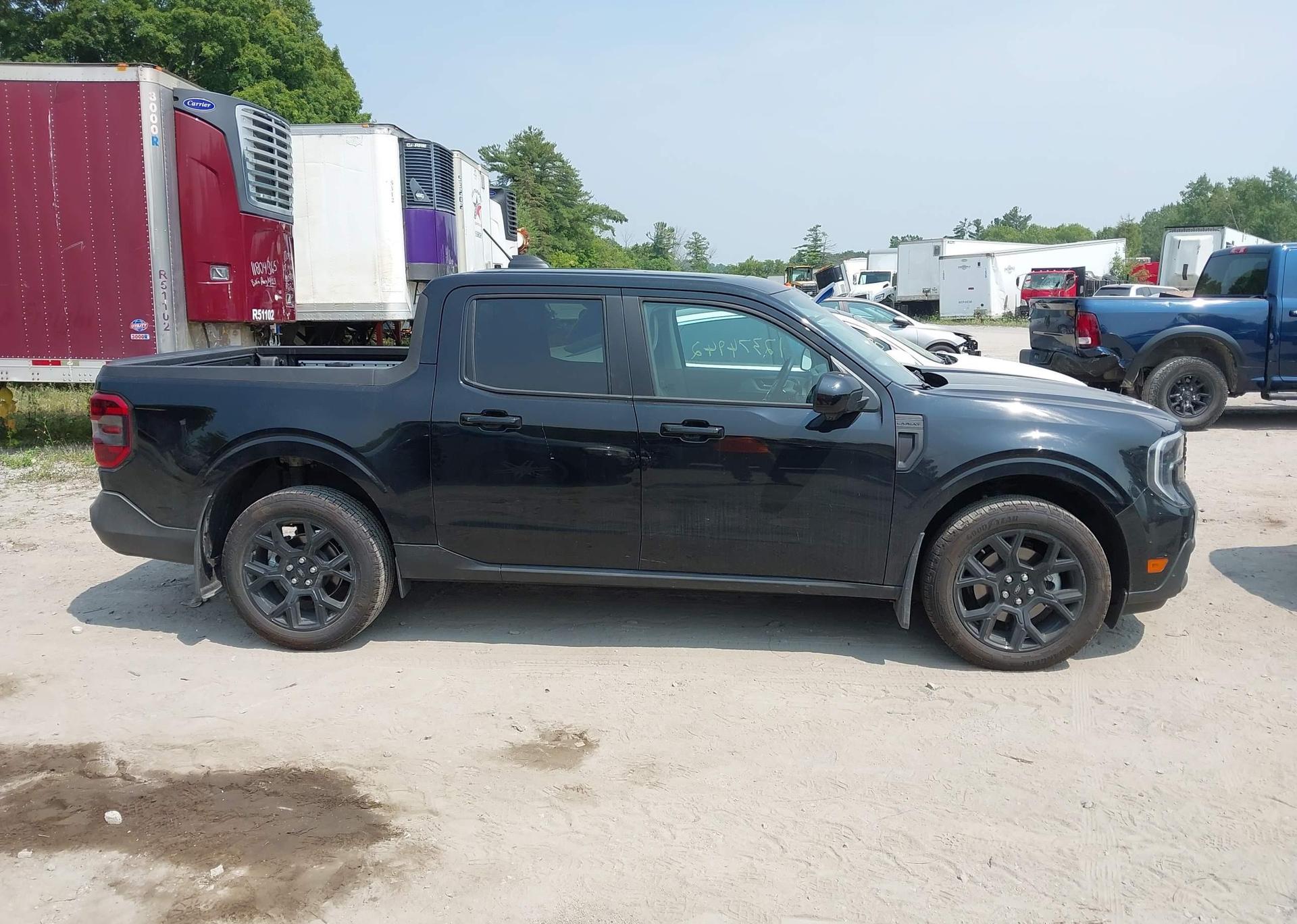 2025 FORD MAVERICK LARIAT