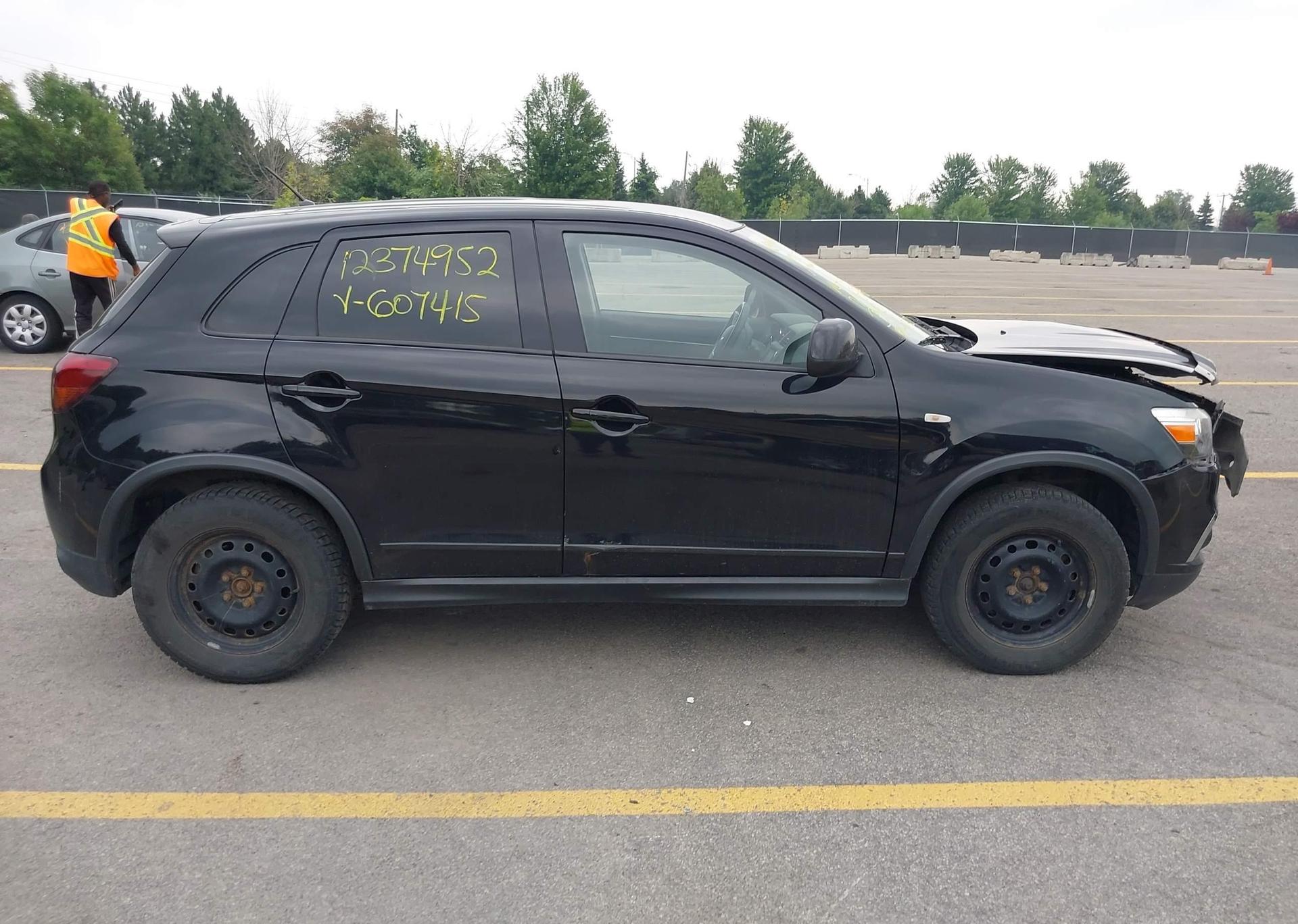 2016 MITSUBISHI RVR SE