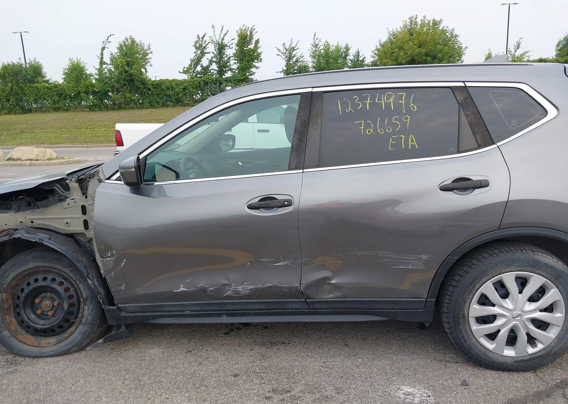 2018 NISSAN ROGUE SV