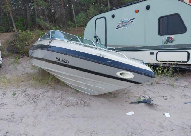 1995 BOAT 21 ft cuddy
