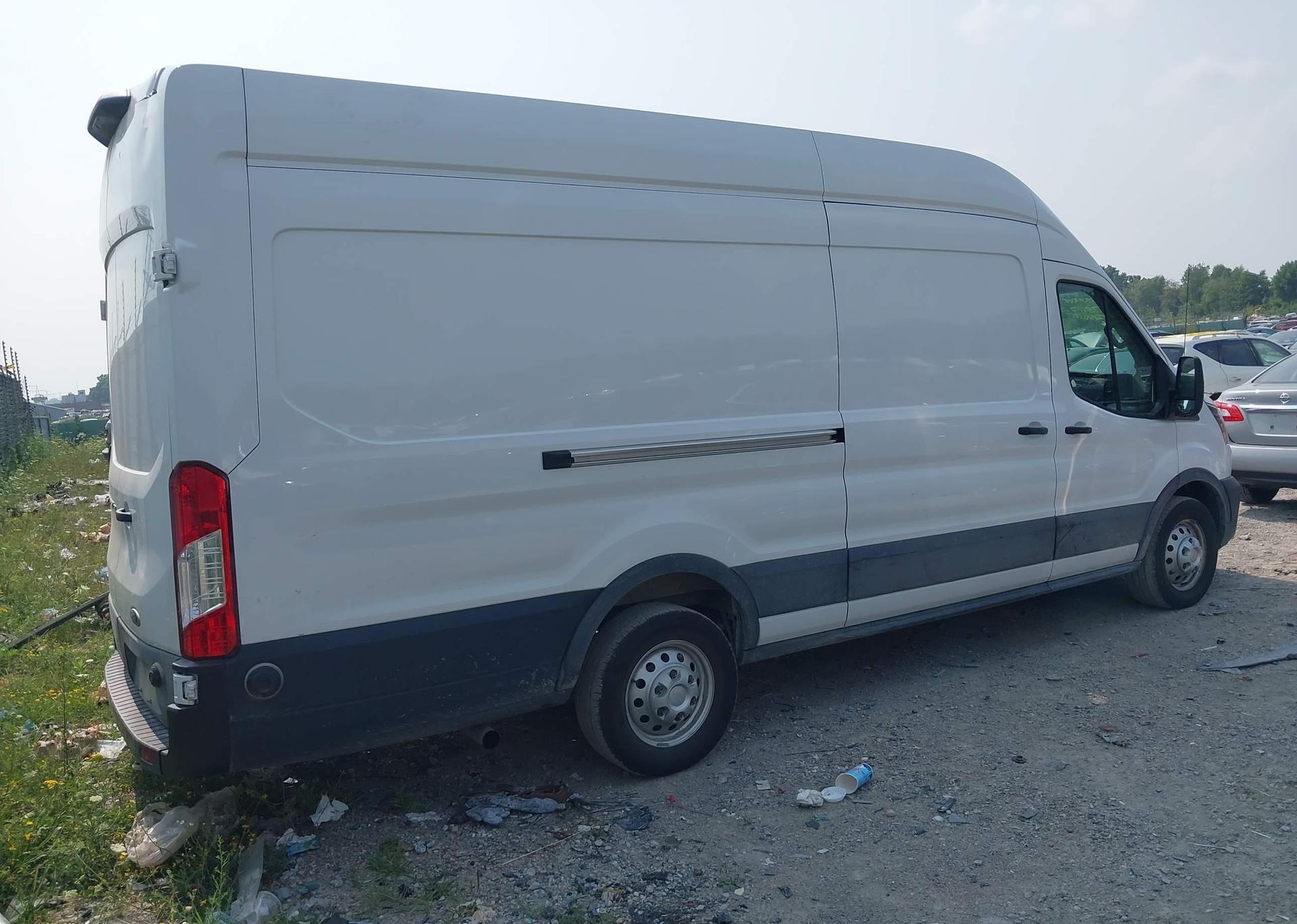 2024 FORD transit t-250