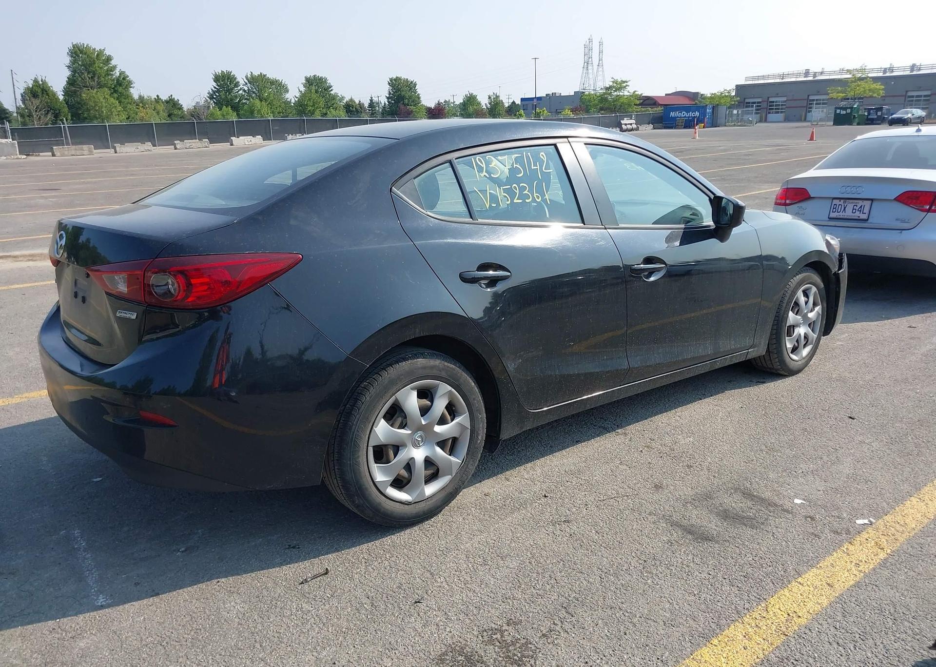 2017 MAZDA MAZDA3