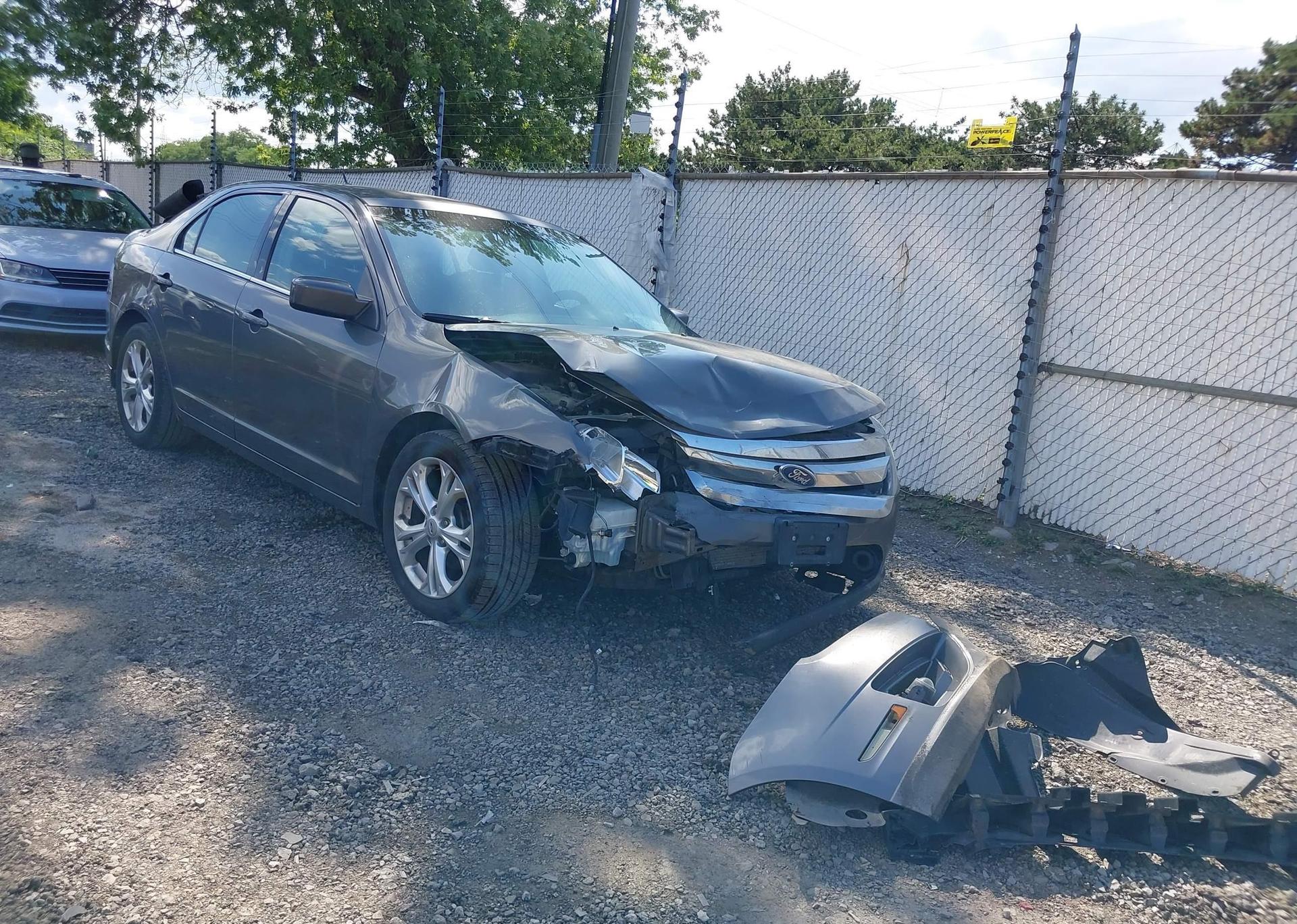2012 FORD FUSION SE