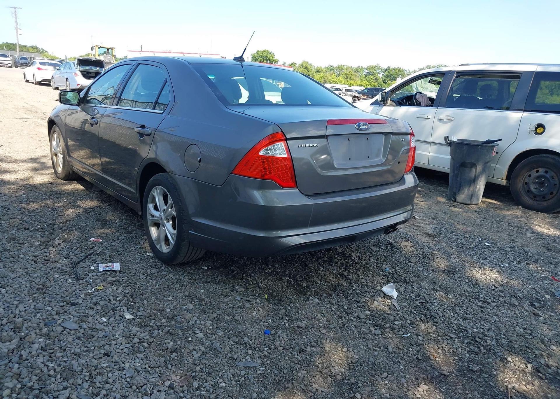 2012 FORD FUSION SE