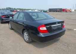 2003 TOYOTA CAMRY LE V6