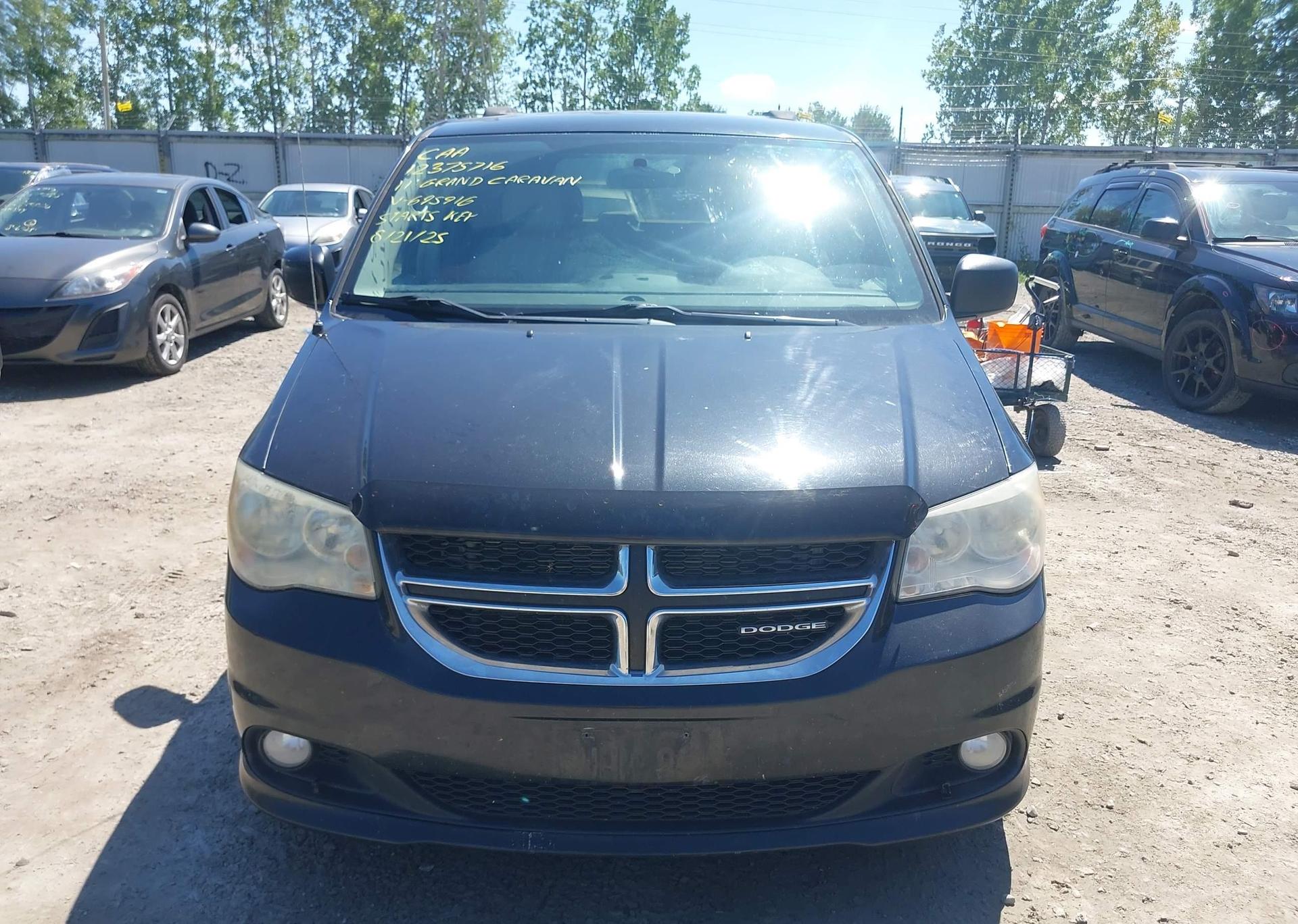 2011 DODGE GRAND CARAVAN CREW