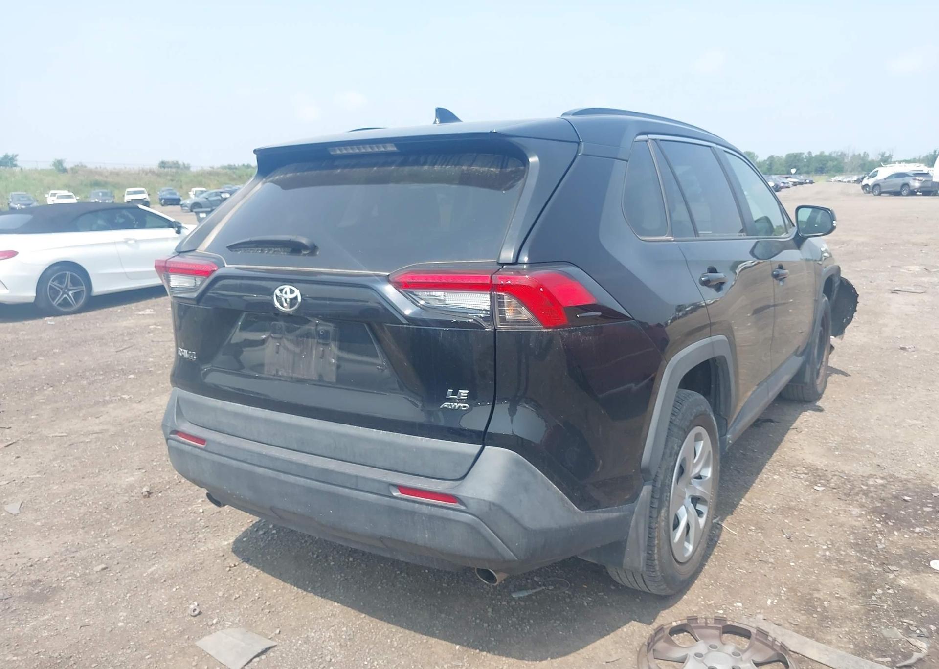2021 TOYOTA RAV4 LE