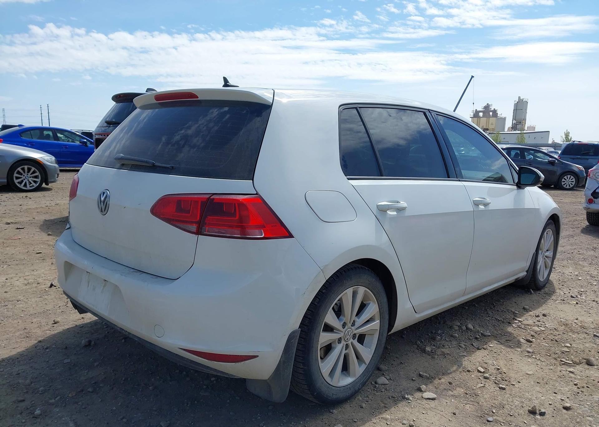 2016 VOLKSWAGEN GOLF S