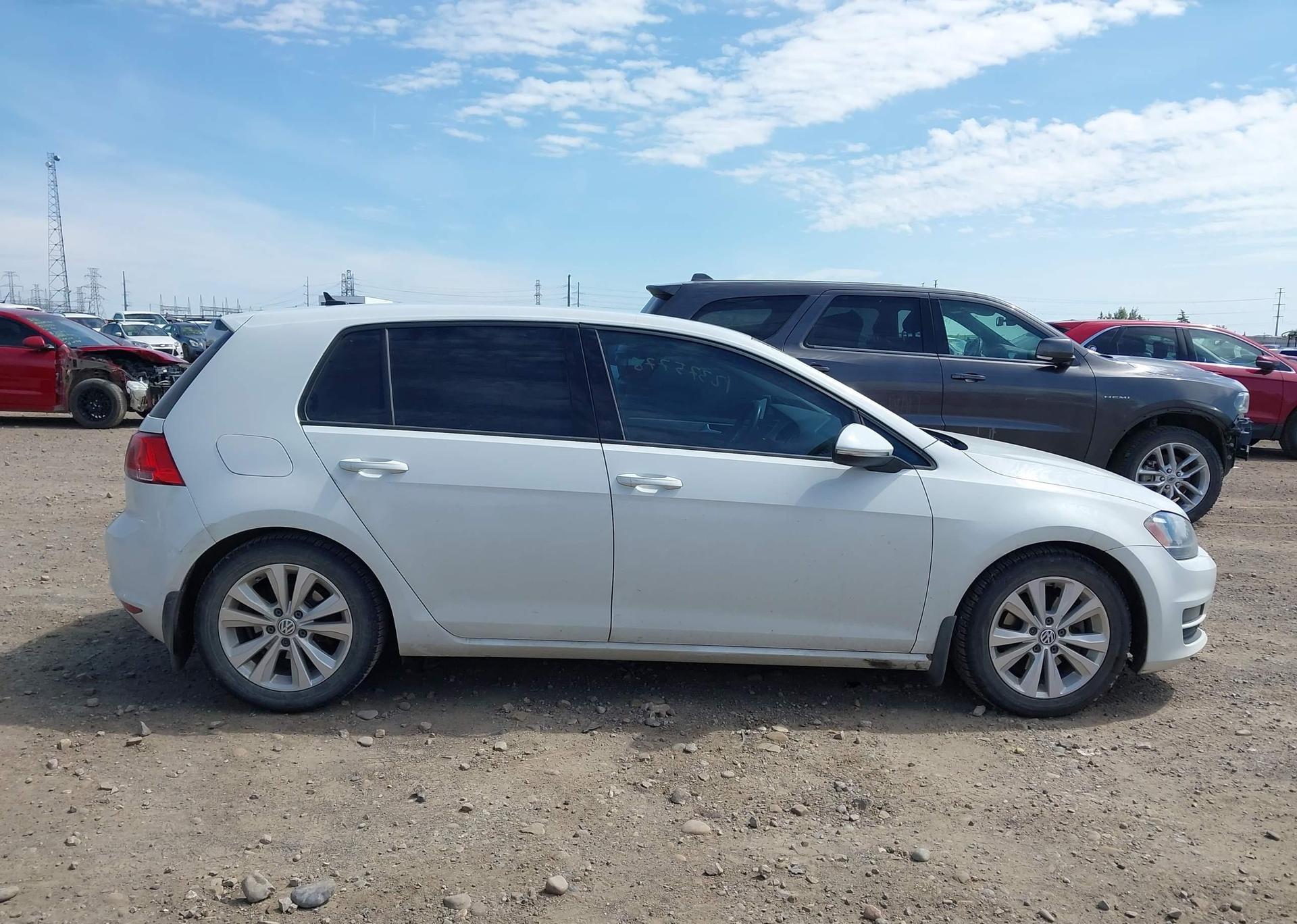 2016 VOLKSWAGEN GOLF S