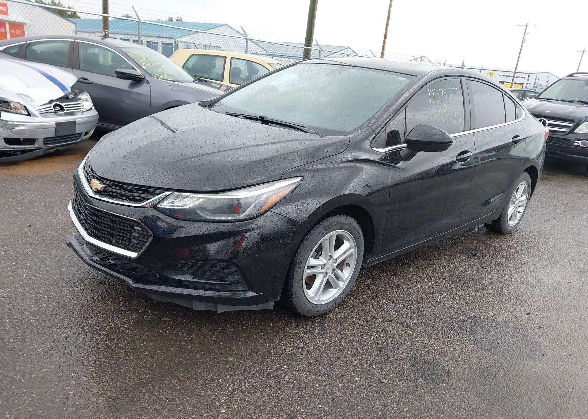 2017 CHEVROLET CRUZE LT