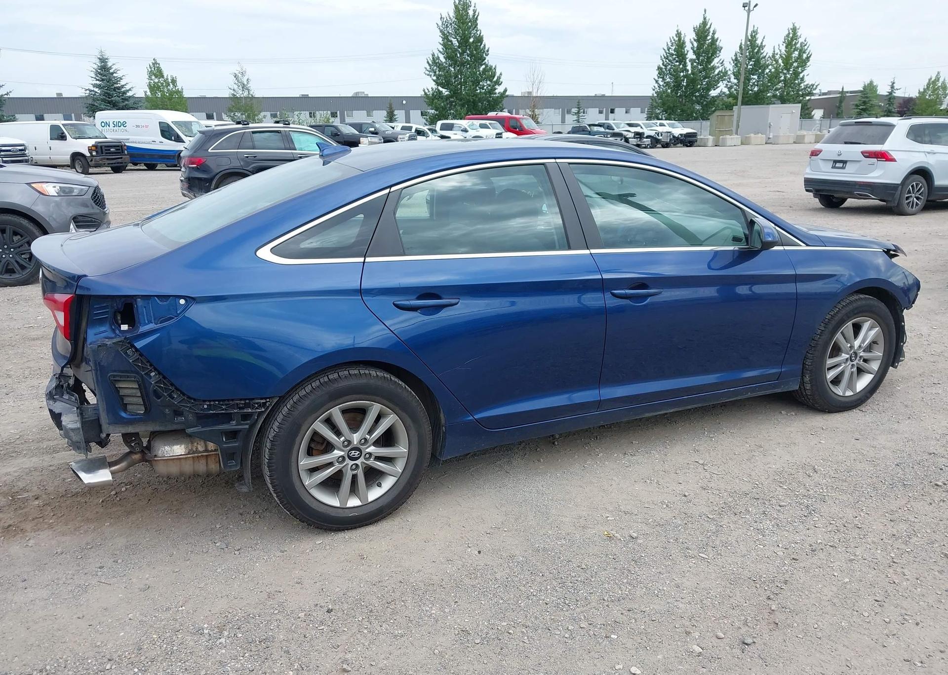 2017 HYUNDAI SONATA SE