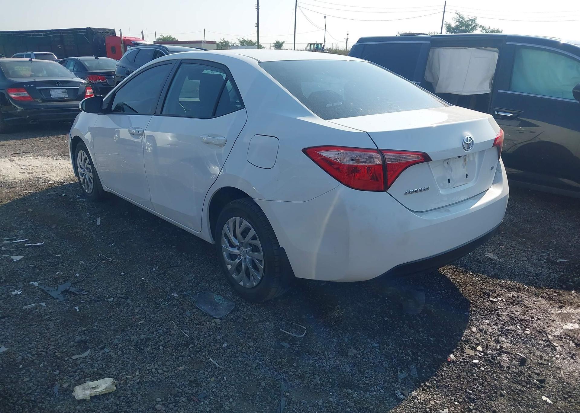 2018 TOYOTA COROLLA