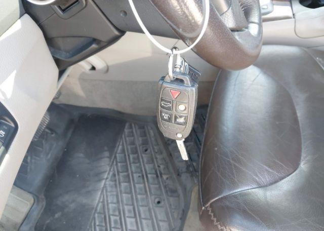 2007 VOLVO XC70 2.5T