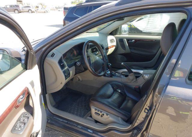 2007 VOLVO XC70 2.5T