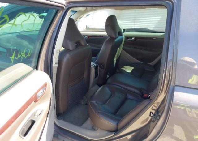 2007 VOLVO XC70 2.5T
