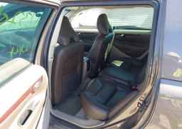 2007 VOLVO XC70 2.5T