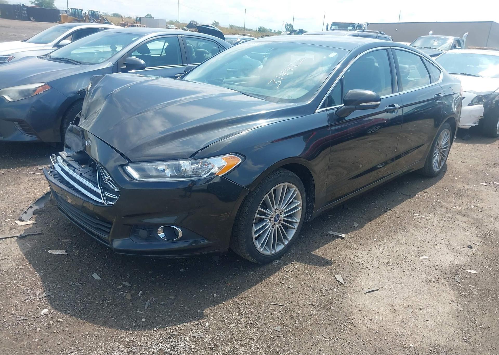 2013 FORD FUSION SE