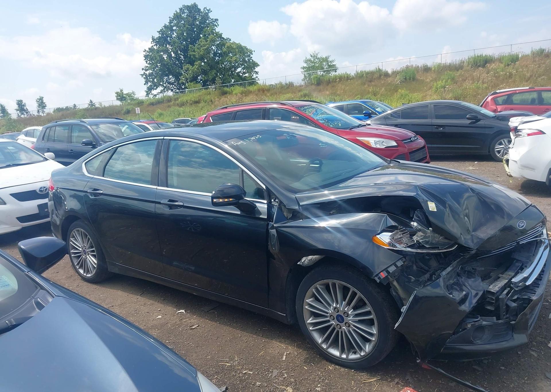 2013 FORD FUSION SE