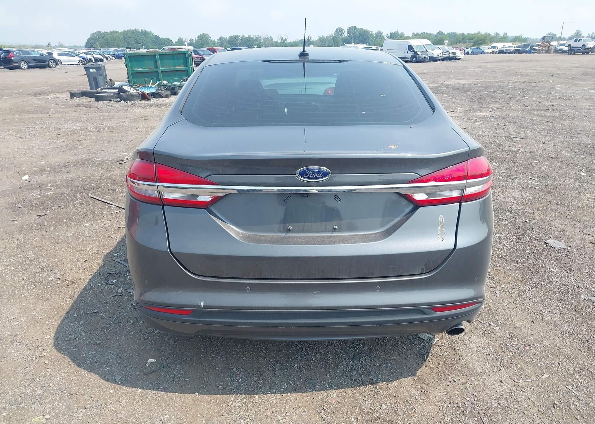 2018 FORD FUSION SE