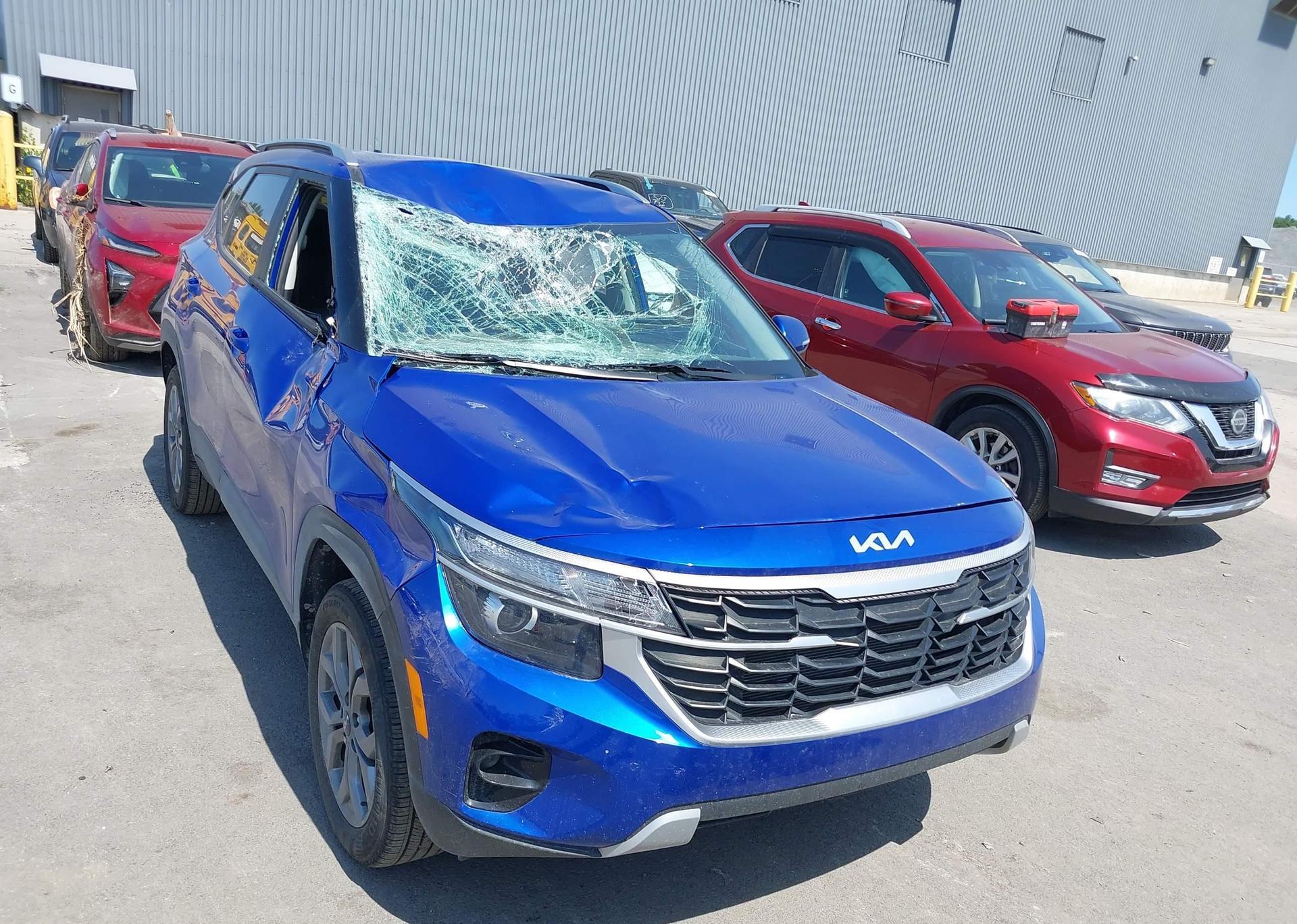 2025 KIA SELTOS LX