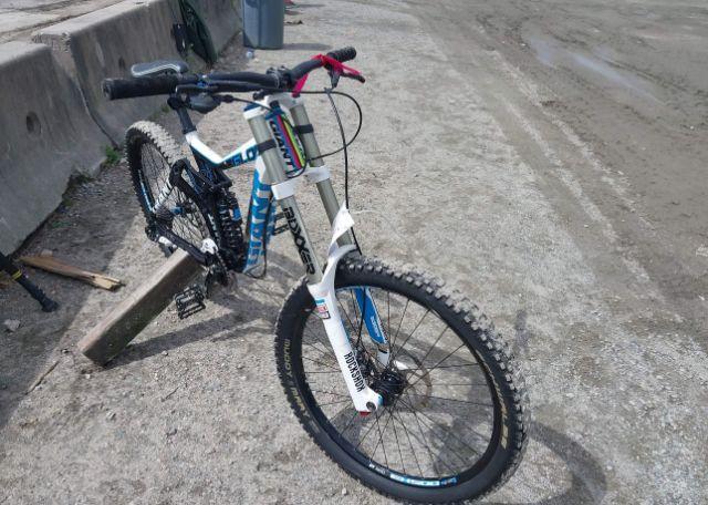 2013 GIANT GLORY BIKE