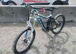 2013 GIANT GLORY BIKE