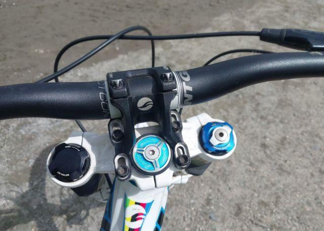 2013 GIANT GLORY BIKE