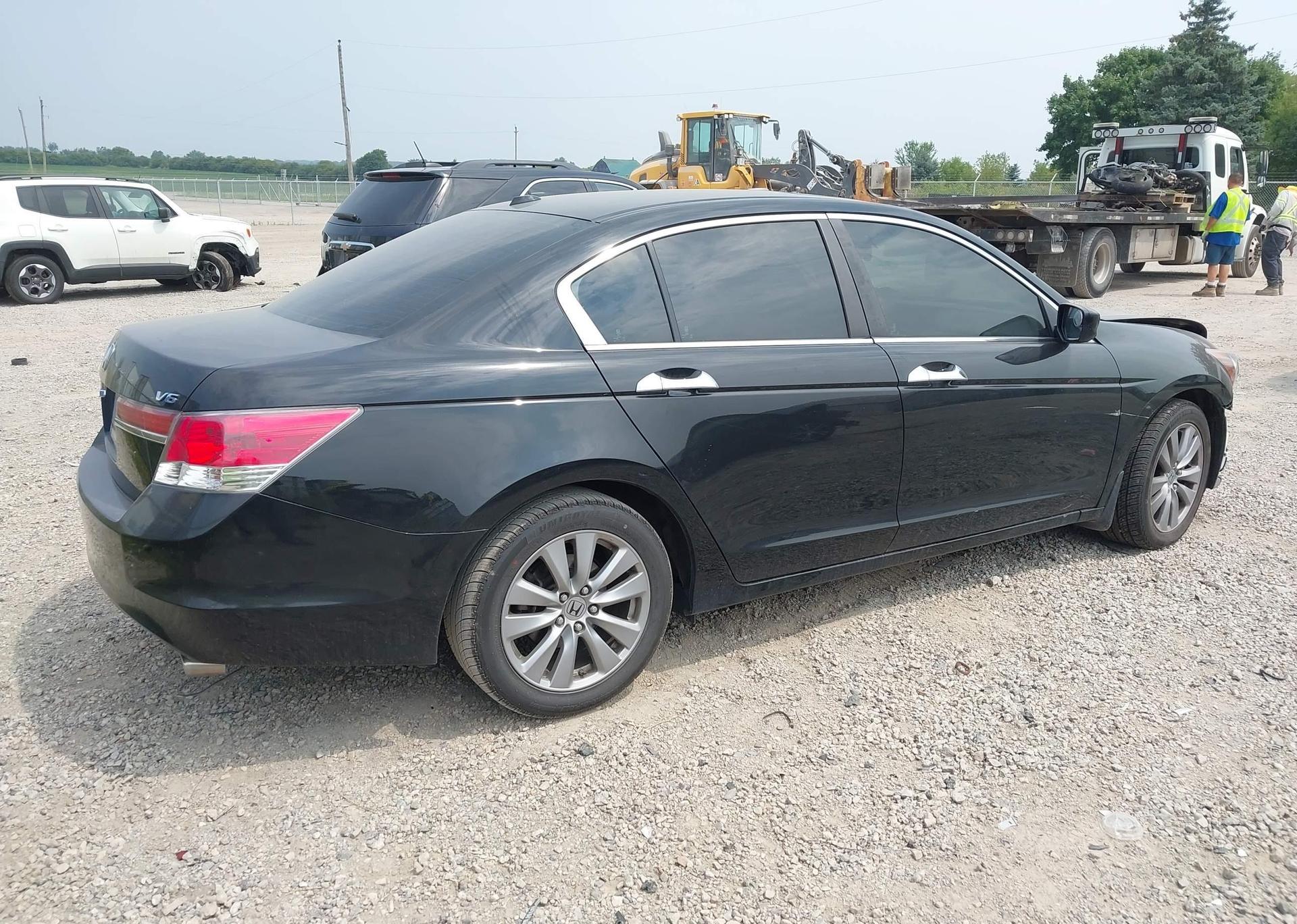 2011 HONDA ACCORD EXL