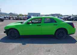 2005 CHRYSLER 300C
