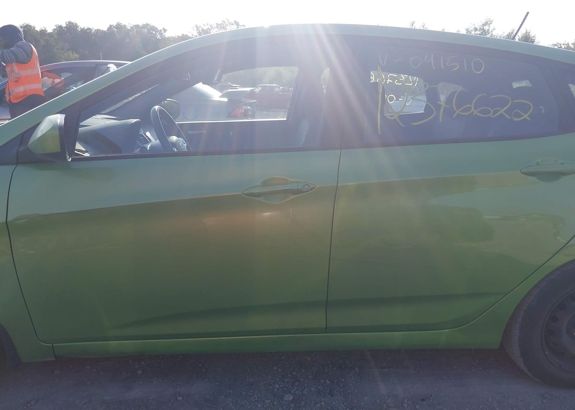 2013 HYUNDAI ACCENT GL