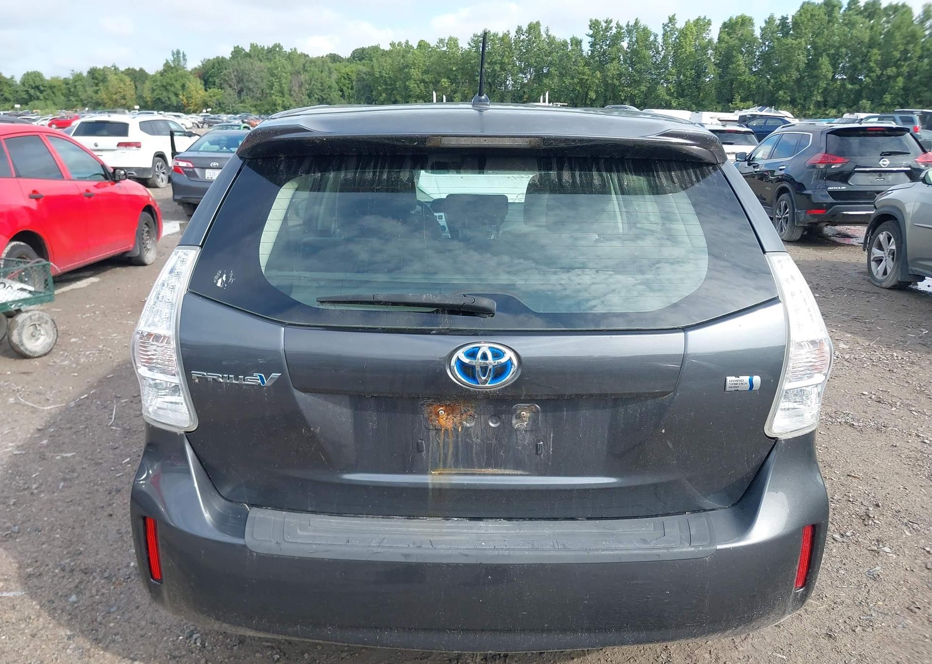 2012 TOYOTA PRIUS V