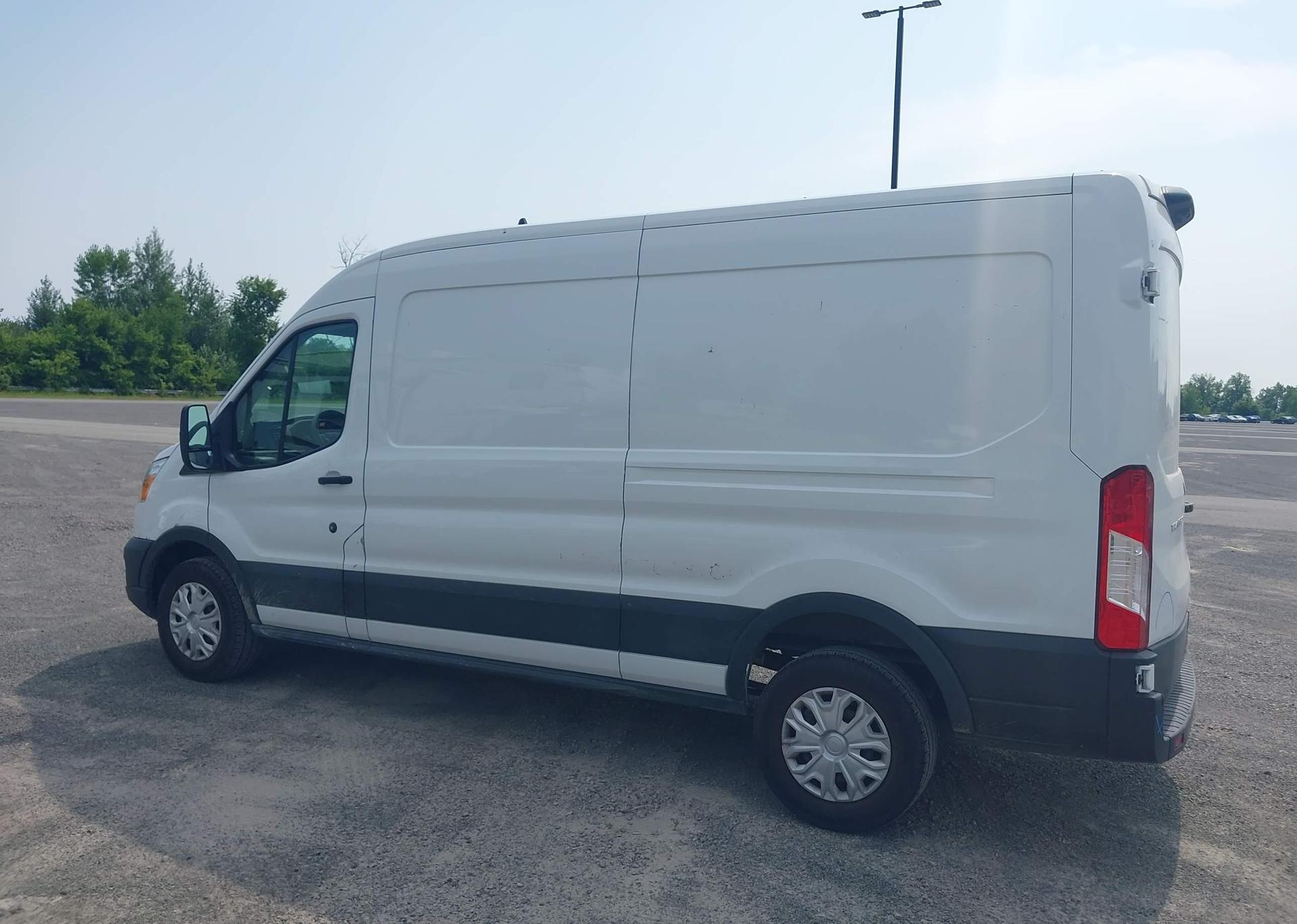 2021 FORD transit t-250