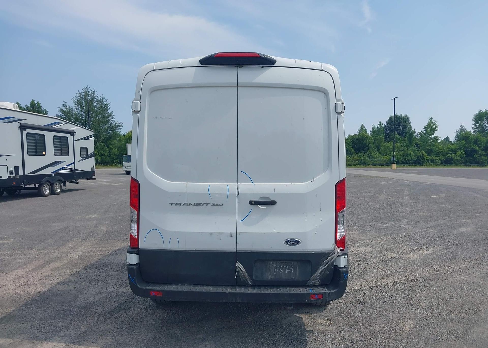 2021 FORD transit t-250