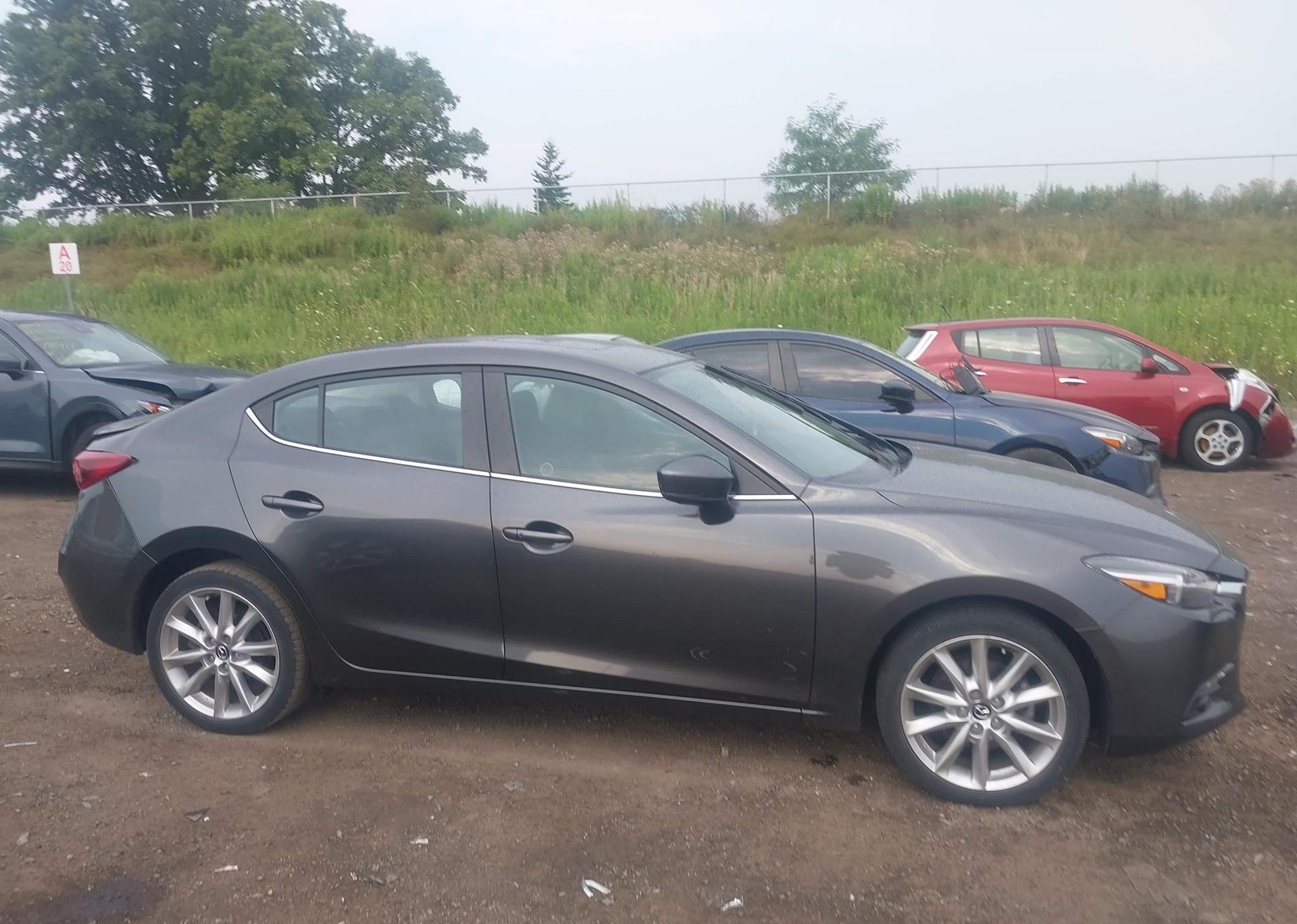 2017 MAZDA MAZDA3 GT