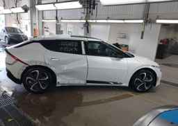2024 KIA EV6 GT LINE