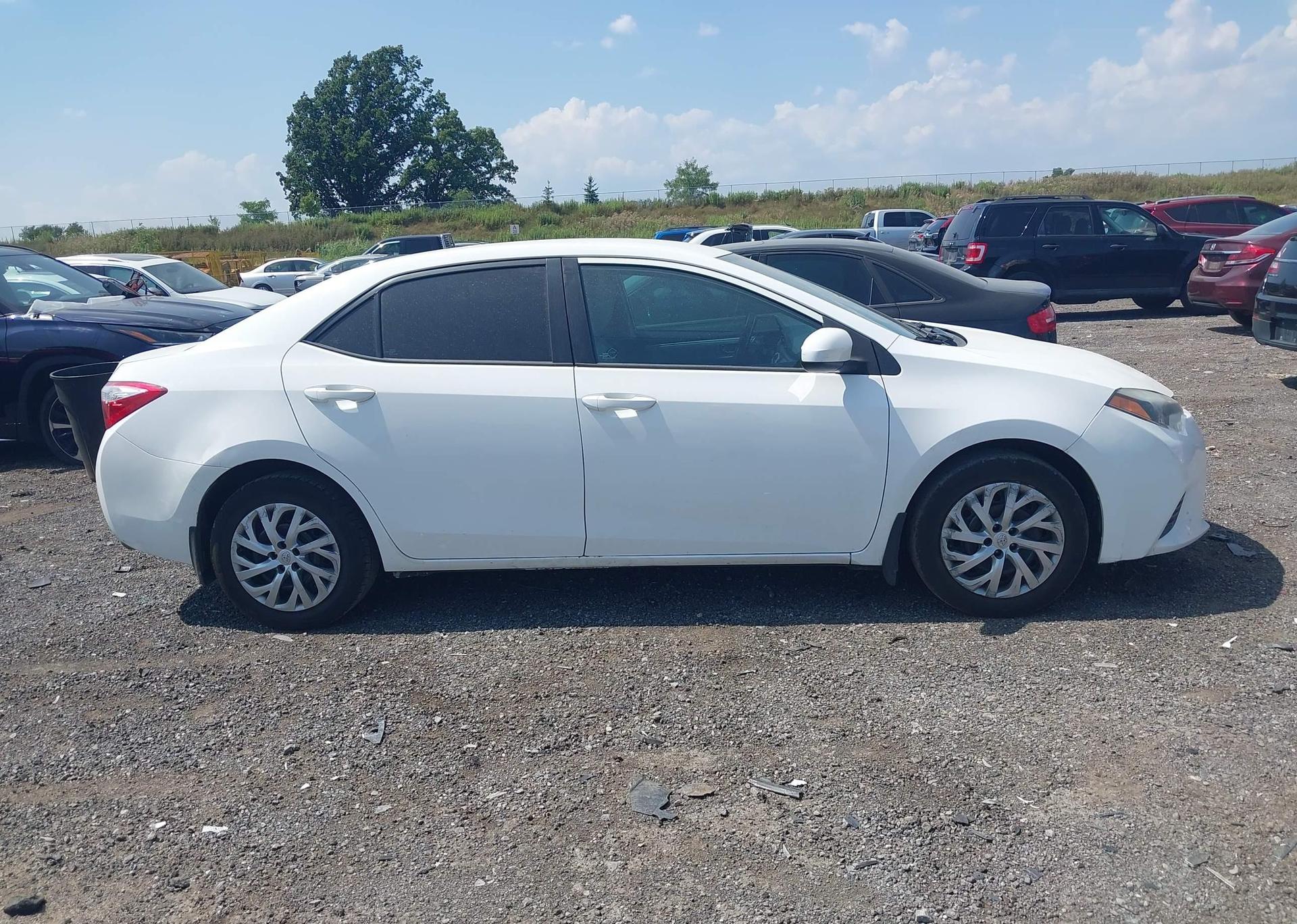 2016 TOYOTA COROLLA