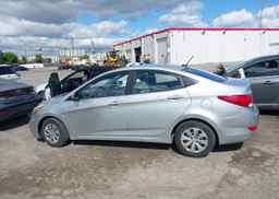 2015 HYUNDAI ACCENT GL